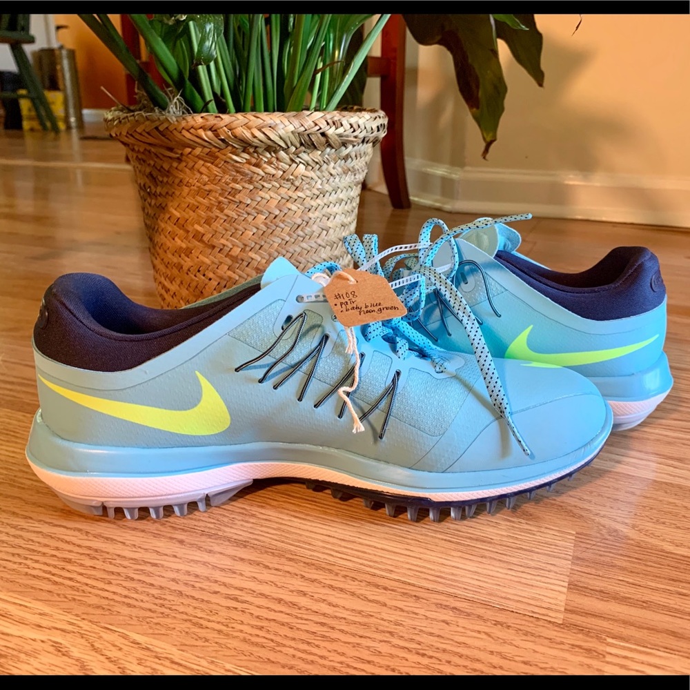 NEW Nike Lunar Vapor Control cleats unisex ball fun sports run hike soccer